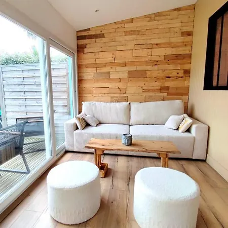 Holiday home La Maison Bleue